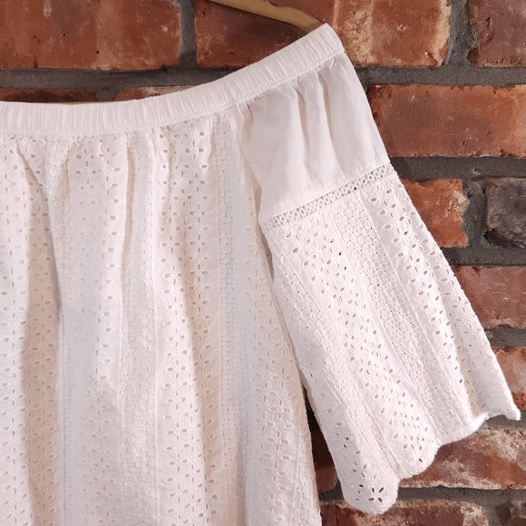 Abercrombie & Fitch White Eyelet Lace Off-Shoulder Top Cottagecore Women's XS - Picture 4 of 7